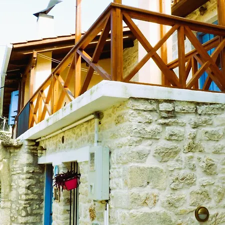 Inn To Portoni Poros (Lefkada)